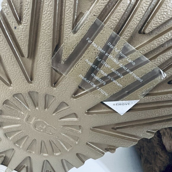 UGG Neumel Cozy Chestnut SheepSkin Lace up Ankle Boots Unisex - Picture 10 of 12